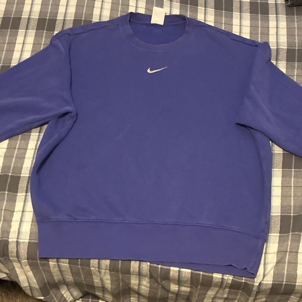 Vintage Nike Center Swoosh Men's Blue Crew Neck Sweatshirt Size S Fits oversized